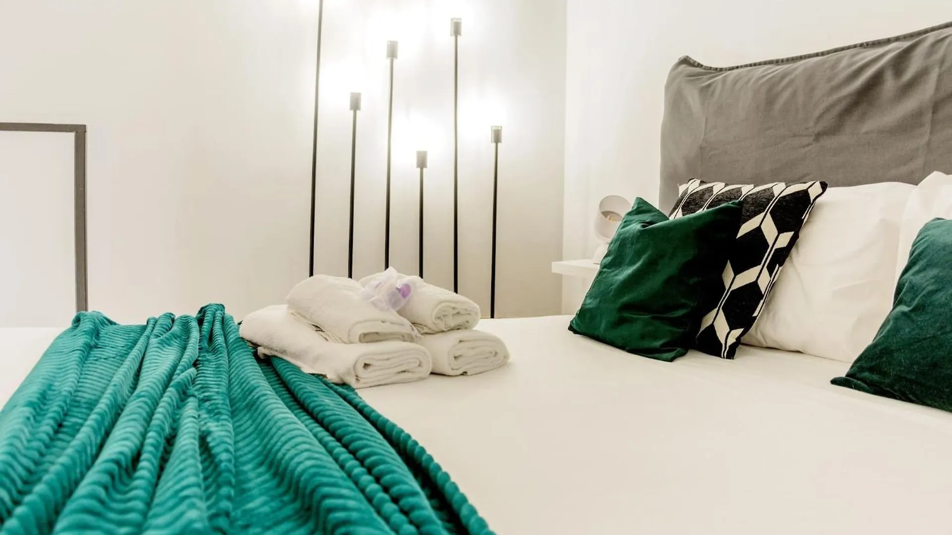 Lovely Apartments In The Hearth Of Brera By Rentopolis Milano